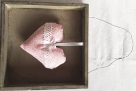 Herz im Rahmen mittel rosa gemustert