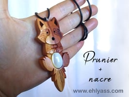 Amulette Renard / loup farceur sculpté + pierre