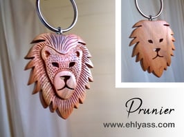 Porte-clé Lion sculpté en un seul bois