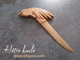 Coupe-papier Corbeau en hêtre sculpté