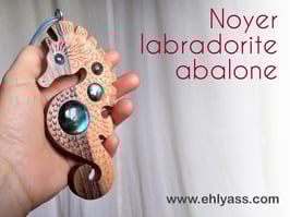 Suspension Hippocampe aux 4 pierres