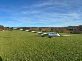 Kunstflug mit unserem Hochleistungssegelflugzeug "SZD-54-2 PERKOZ"