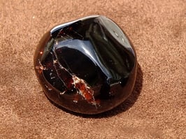 Grenat pyrope en pierres roulées