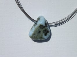 Larimar en pierres percées