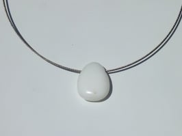 Jade blanc en pierres percées