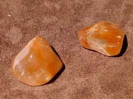 Quartz hématoïde en pierres roulées