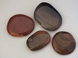 Jaspe polychrome en palets roulés