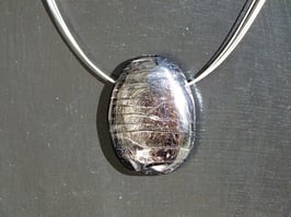 Hyperstène en pierres percées