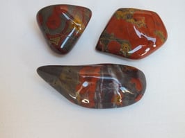 Jaspe popp en pierres roulées