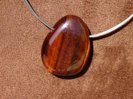 Oeil-de-boeuf en pierres percées