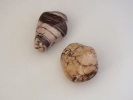 Jaspe capuccino en pierres roulées