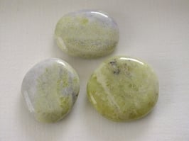 Chrysoprase citron en palets roulés