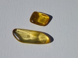 Copal en pierres roulées