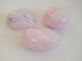 Calcite rose en pierres roulées