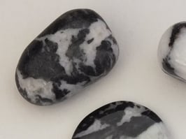 Jaspe zébré en pierres roulées
