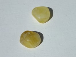 Damburite en pierres roulées