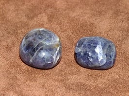 Iolite en pierres roulées