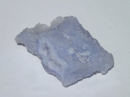 Calcédoine bleue brute