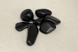 Obsidienne noire en pierre roulée