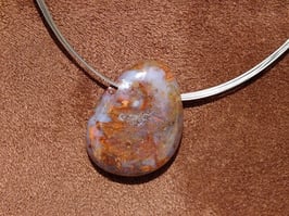 Piétersite en pierres percées