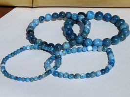 Bracelets en apatite bleue claire