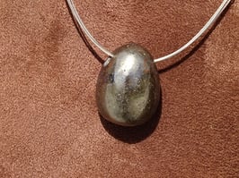 Pyrite en pierres percées