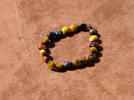 Bracelets en oeil-de-tigre/boeuf/faucon (irréguliers)