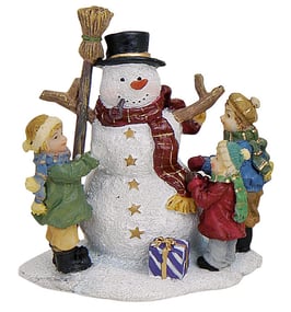 Miniatur Kinder mit Schneemann