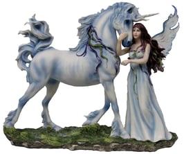 Jody Bergsma-Elfe mit Einhorn