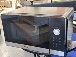 "Bosch" Black 800W 25L Microwave