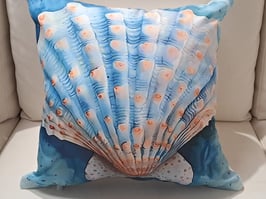 BRAND NEW Blue & Orange Clam Shell Cushion