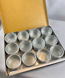 ALU Dosen in ALU-Box