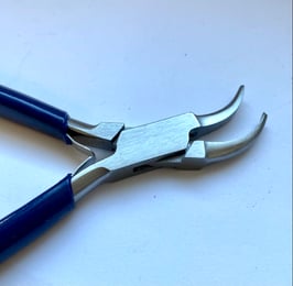 Flachzange rund gebogen