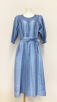 ￥25,300　【SALE】IS-9858-7W　リラクシーワンピ（ブルー）