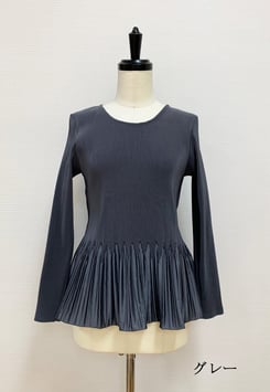 ￥22,000   IS-9670-3W-T 　ペプラム付トップス（グレー）