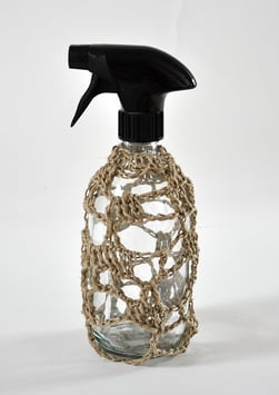 FLACON VIDE SPRAY CROCHET lin naturel 500 ml  verre transparent / SPRAY EMPTY BOTTLE natural linen 500 ml/16,9 fl oz, clear glass