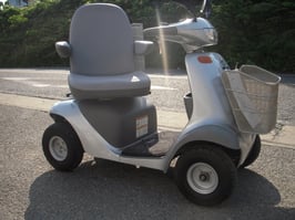 トヨタ　シニアカーエブリデー