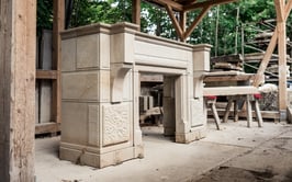 Des Kamins kunstvollstes Kleid