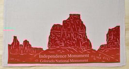 Independence Monument kitchen towel