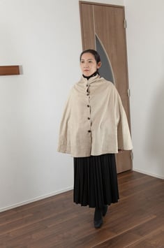 マント（ベージュ無地/マルチストライプ柄　リバーシブル）