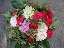 Rundgebundener Strauss