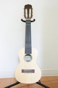 アリア製　よなおしギター　AGU-4704