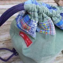 Sac polochon en velours vert