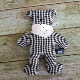 Ourson hochet en coton vichy noir et blanc