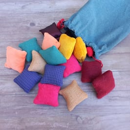 Jeu d'éveil sensoriel dans sac en toile