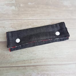 Coussin pour ceinture de sécurité en jean noir