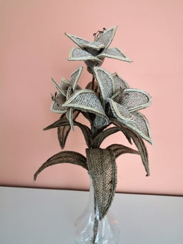 Drei Jute-Lilien Wohndekor Tischdekor Party Handmade