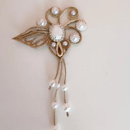 Brosche aus Jute, Handmade, Schmuck