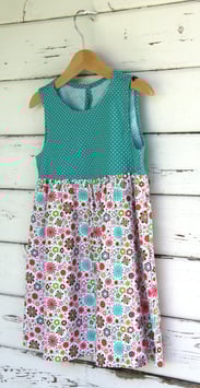 Röckli mint mit Blümchen