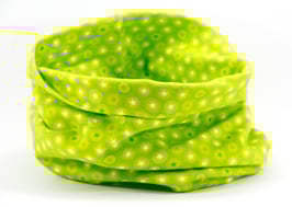 Jersey Loop hellgrün mit Sternen